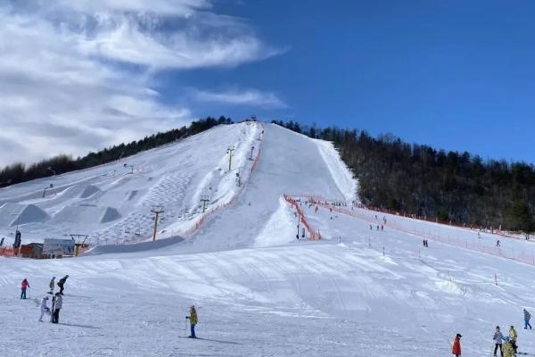 2023-2024神农架滑雪优惠活动有哪些